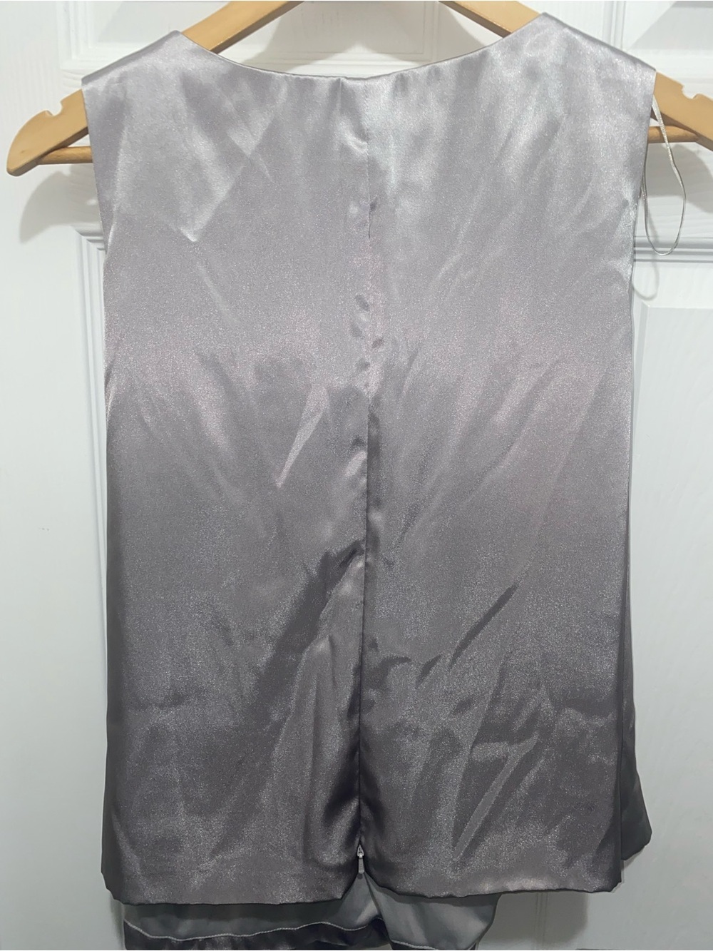 Alex Evenings 1X Silver Satin Draped V-Neck Sleeveless Camisole - Picture 6 of 8